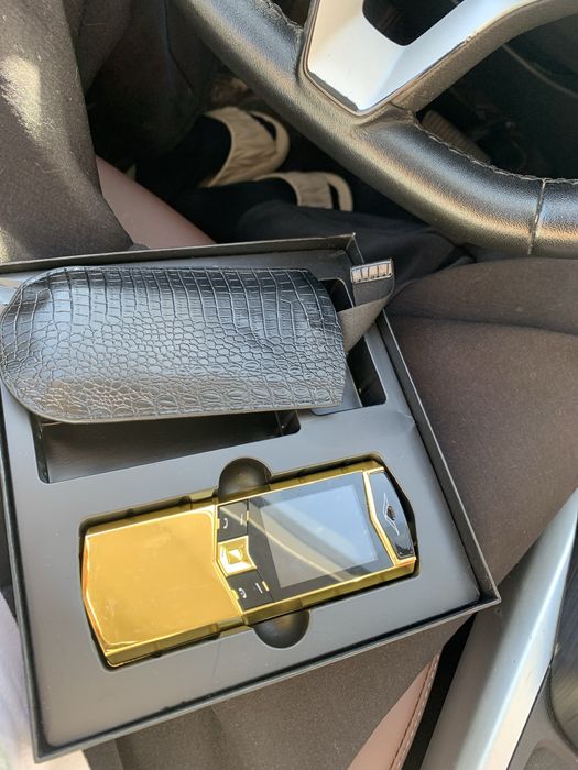 Продам телефон верту, vertu