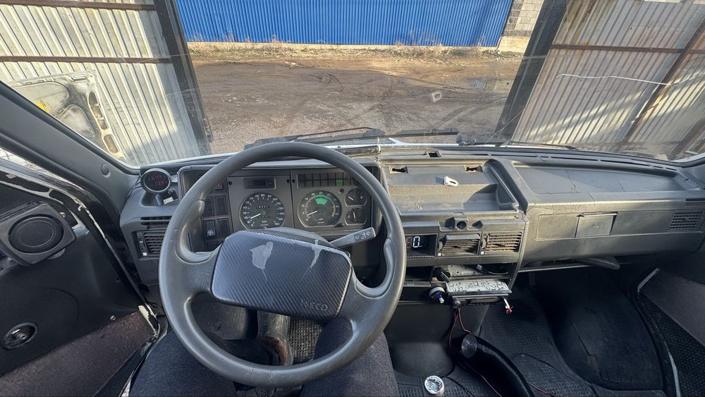 Грузавой iveco daily
