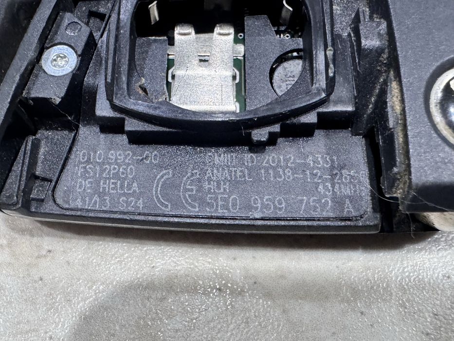 Ключ за  VW Skoda Audi Seat оригинален с 3бутона