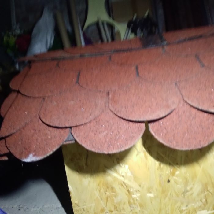 Vînd cușcă câini