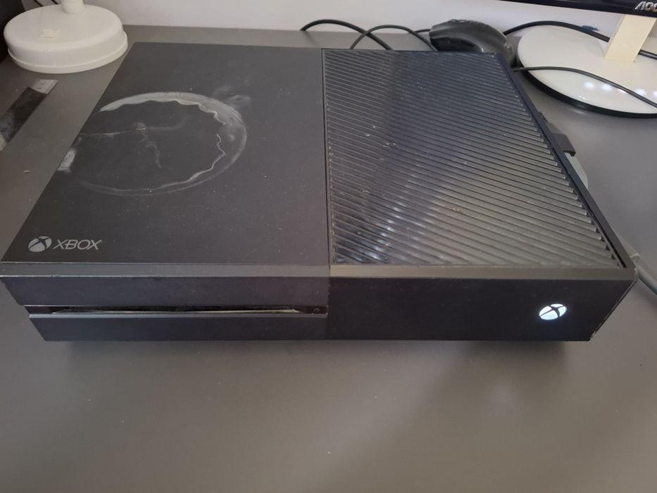 Consola Xbox One 1TB cu alimentator Xbox 360, citește descriere