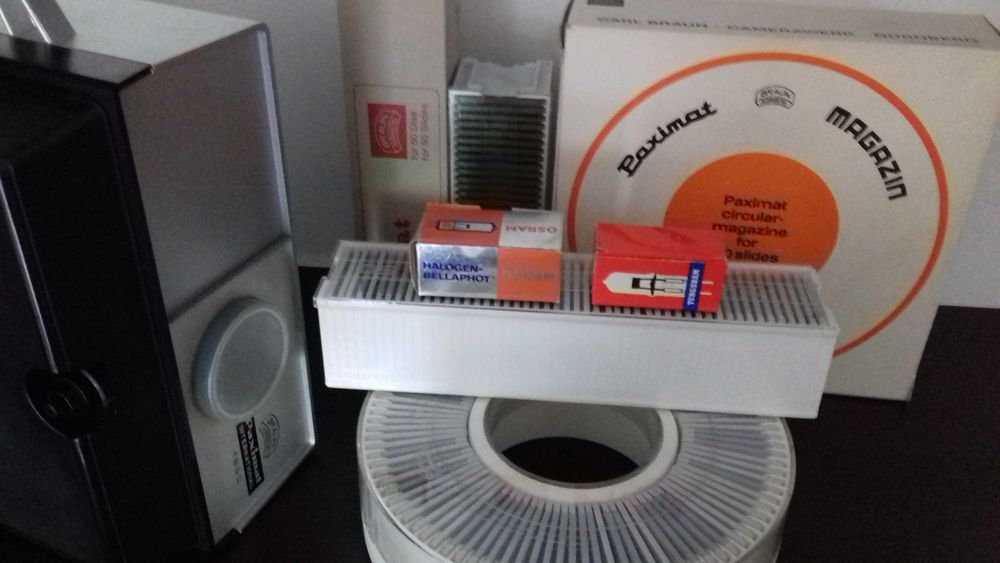 Paximat International 1850 Braun Nuernberg Diaprojektor