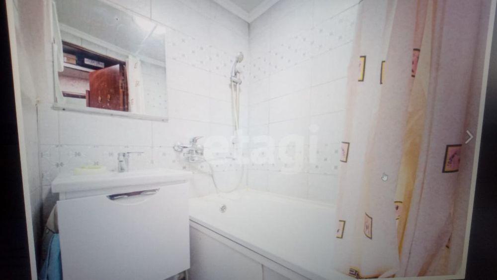 Продам 4-х комнатную квартиру