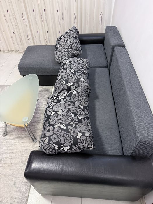 Диван - разтегаем ъглов диван с масичка