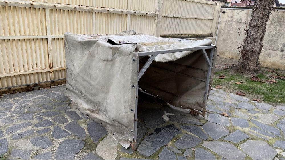 Structura cu prelata remorca