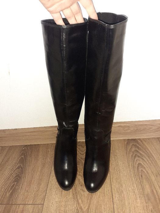 Cizme înalte mărimea 36, din piele