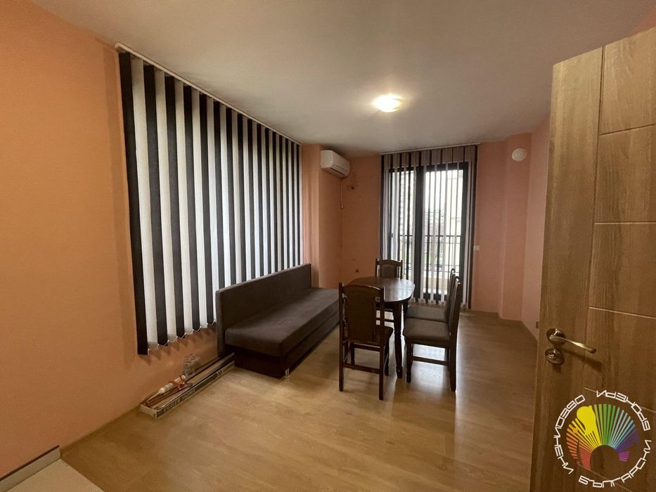 Дава се под наем Двустаен апартамент в Бургас, Изгрев - 54 кв.м за 357 € - Снимка #4