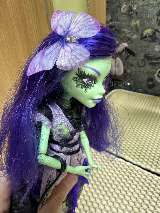 Продам куклу монстр хай!