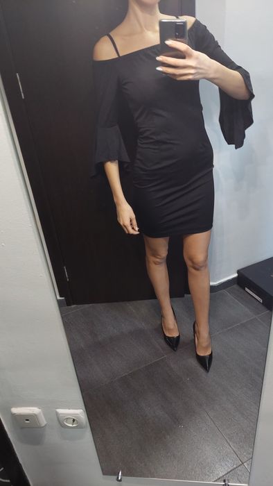 Нова черна рокля