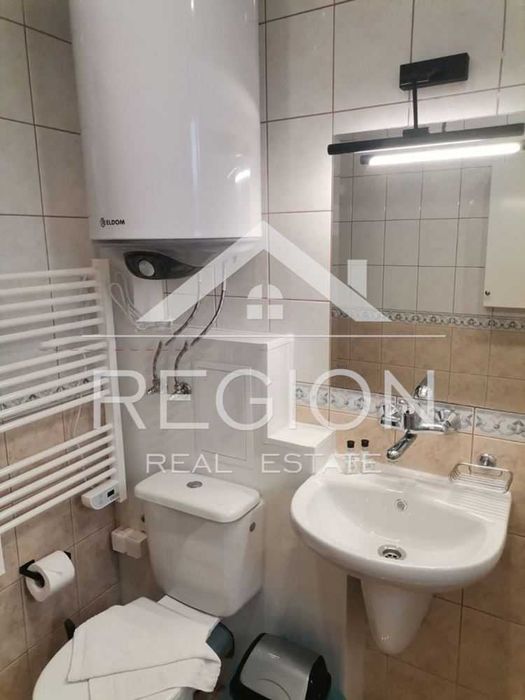 Дава се под наем Четиристаен апартамент в к.к. Св.Св. Константин и Елена - 105 кв.м за 900 € - Снимка #11