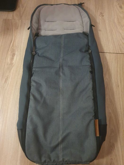 Детска количка, чувалче,дъждобран и комарник