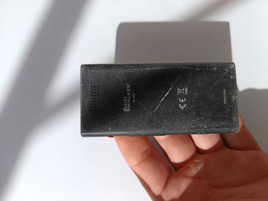 HiFi Walker MP3 player