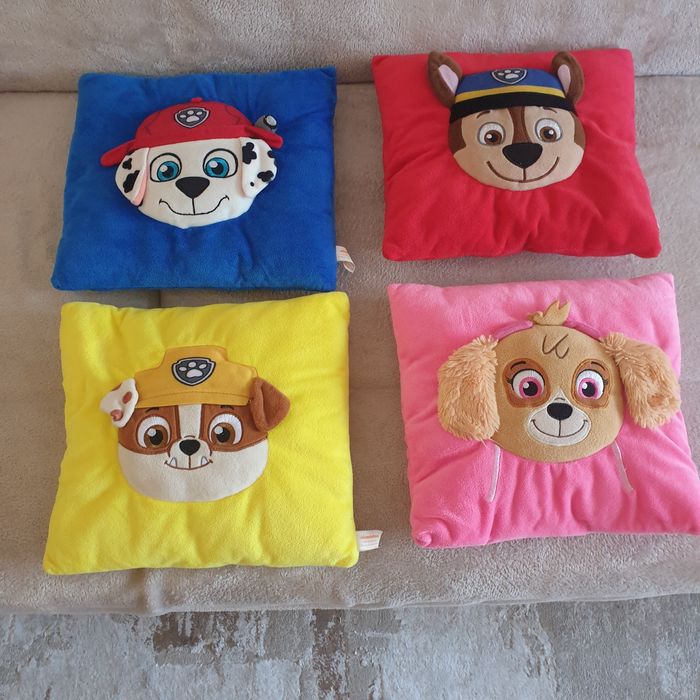 Vand 4 perini din plus PAW PATROL