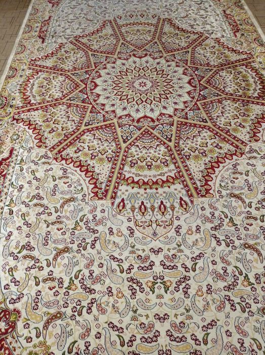 Ковёр шелковый 2*4м