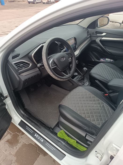 Продам - лада Веста