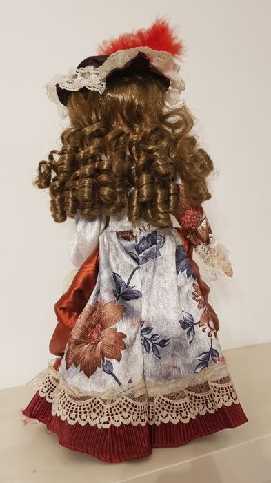 Papusa Portelan 40 cm