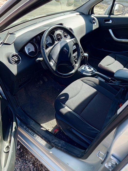 Срочно Продам Пежо 408