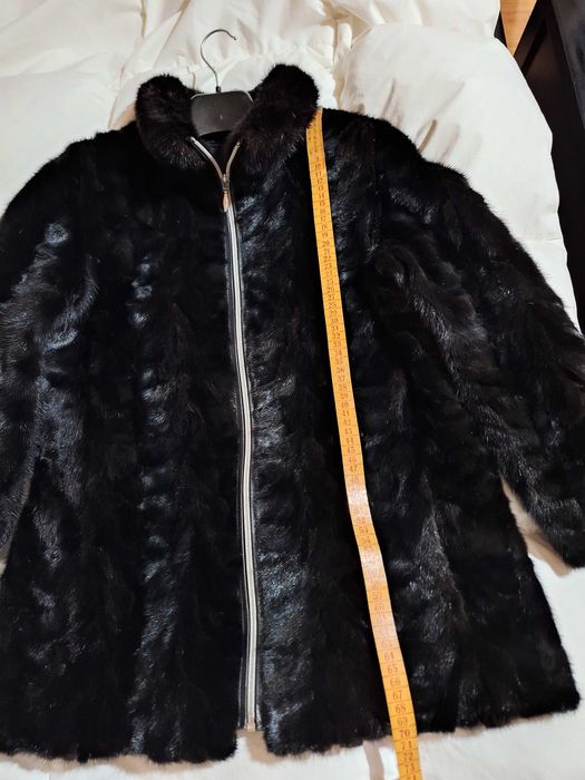 Haină de vizon croiala modernă