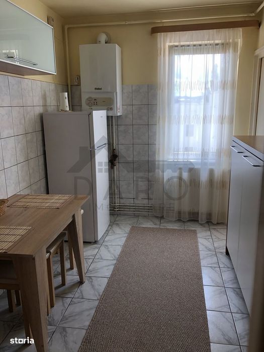 Apartament cu 3 camere Tudor zona Cantemir