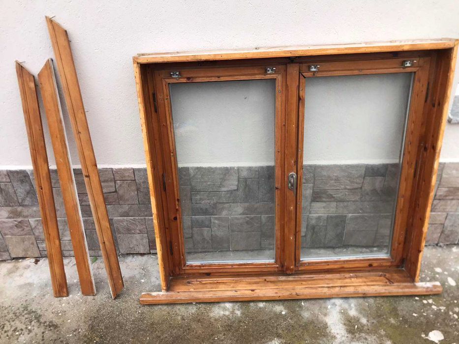 Дървена дограма 120x110 с алуминиеви щори