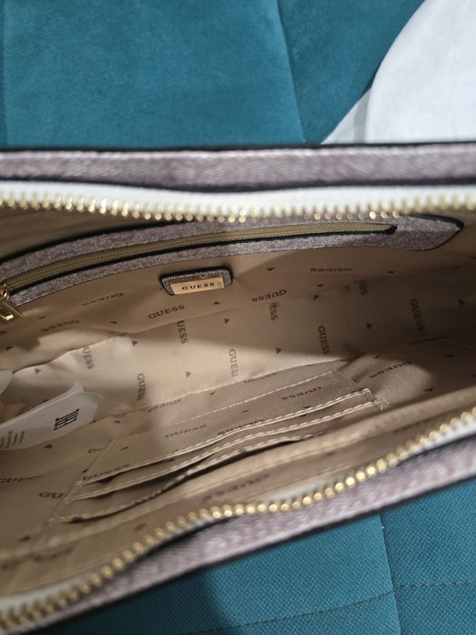 Geanta Guess - Pinky