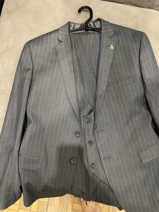 Костюм тройка дерзкий