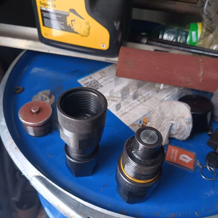 Продам на экскаватор погрузчик