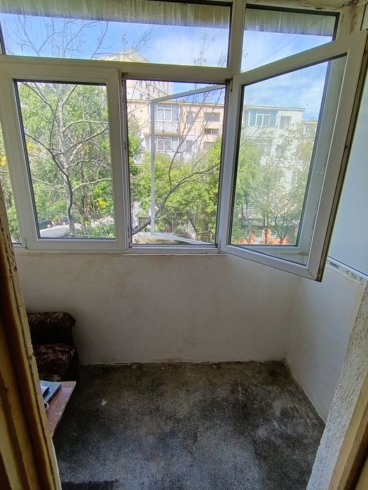 Apartament 2 camere zona Alexandru cel Bun