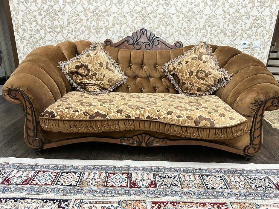 Придам диван и кресло