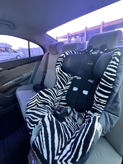 scaun auto pentru copii