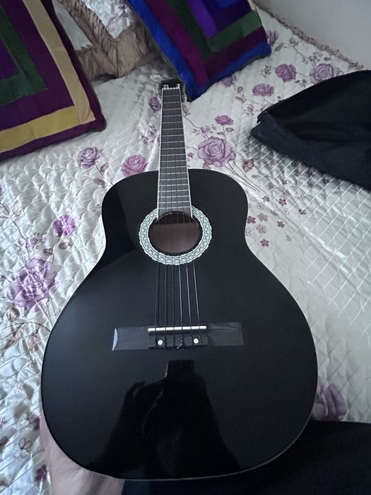 Гитара класика !