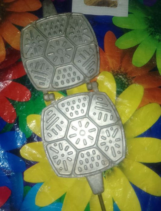 Орешницы для выпечки на газе.gazda pishirish uchun findiq yong'oqlari