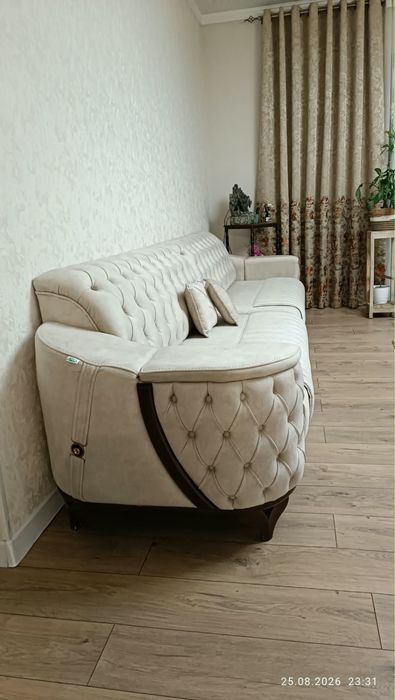 Диван новый бу продам 3,8 м