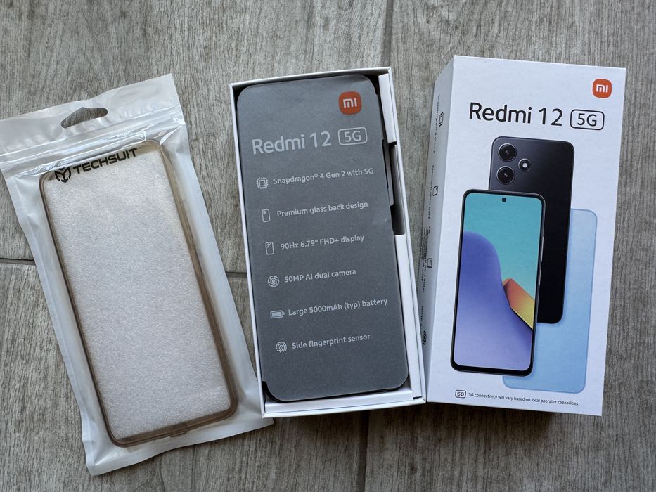 Smartphone Xiaomi Redmi 12 5G, ca nou, cutie completa, perfect functional