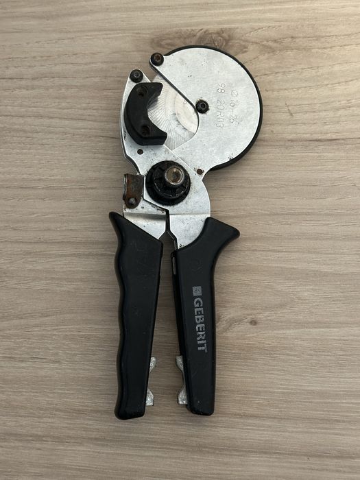 Geberit ножици за PE-Xc