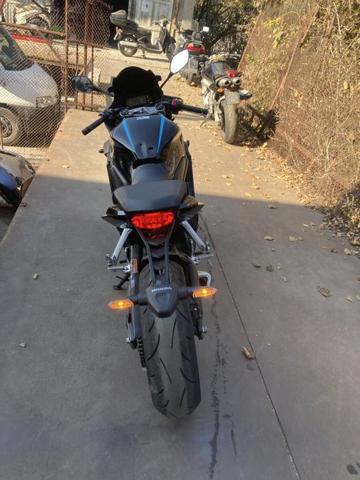 Honda CBR650R на части