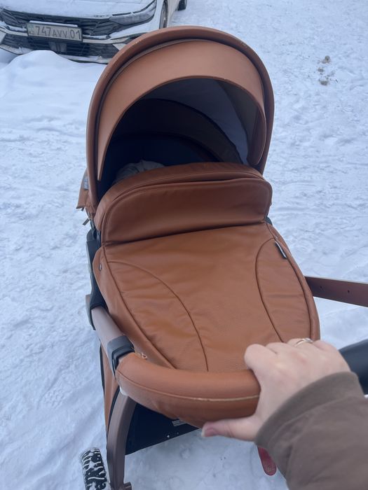 Продам коляску hot mum