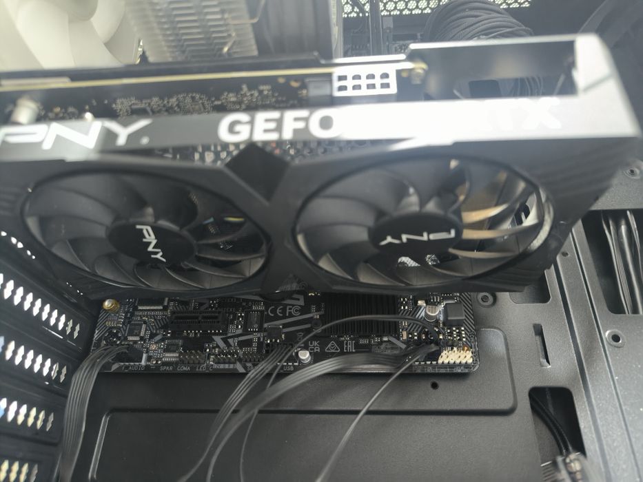 Продам видеокарту rtx 4060