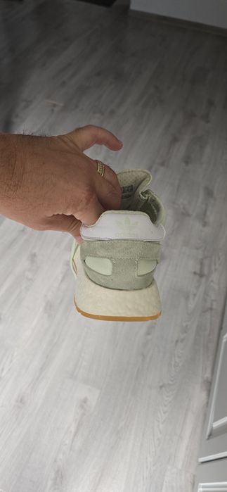 Vand Adidas 39 1/2