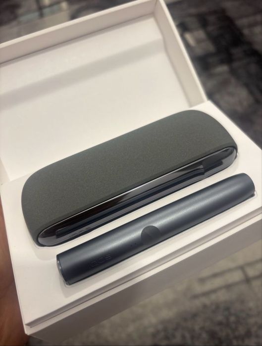 IQOS ILUMA NOU complet la cutie
