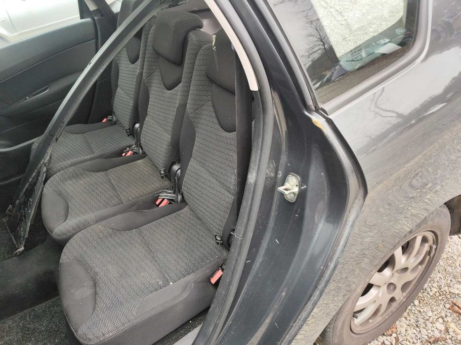 Peugeot 308 SW 1.6hdi на части пежо 308