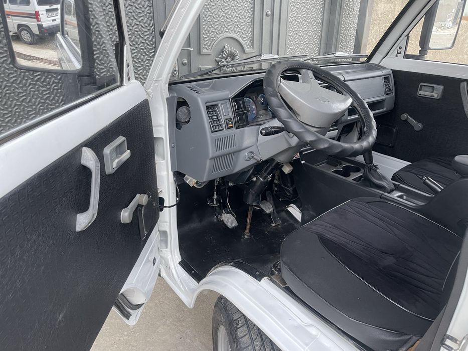 Xolati idiyal turibdi