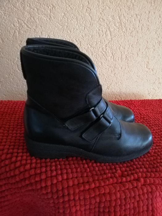 Ghete damă Medicus nr 38 piele cu blana în interior