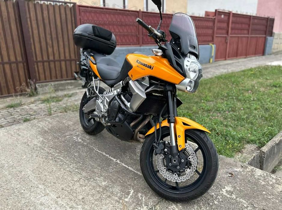 Vând Kawasaki Versys 650, 2010 - Complet echipata | Pret de iarna