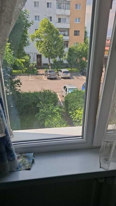 Vand apartament 2 camere Gherla str. Stejarului