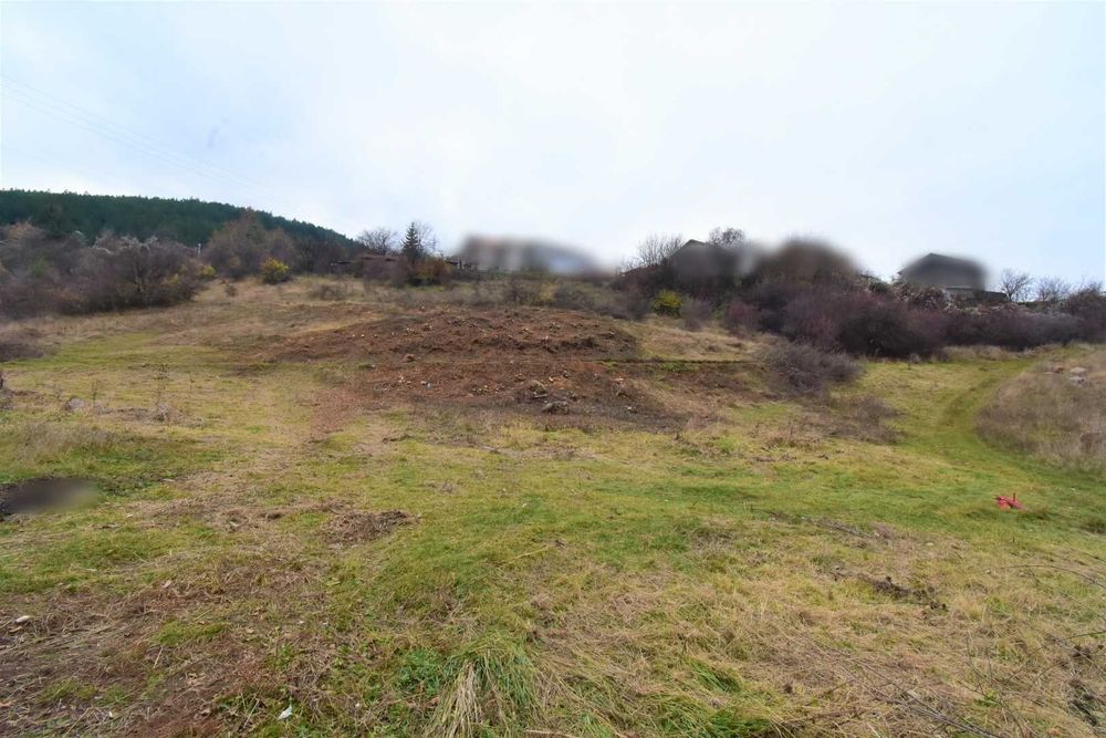 Парцел в гр. Перник, кв. Могиличе, за жилищно строителство