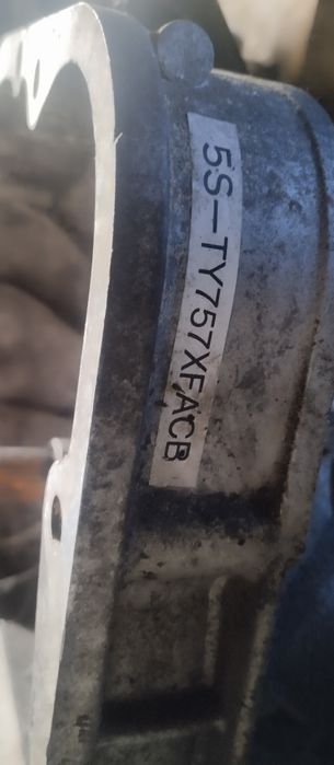 продам коробку  на субару