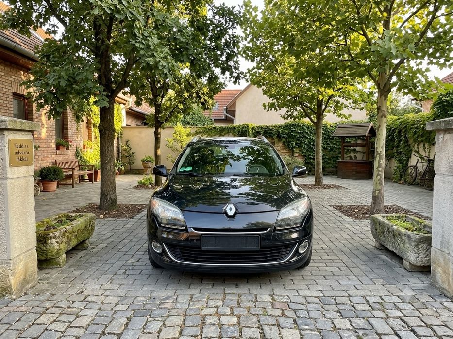 RENAULT Megane 2012 — imagine 2