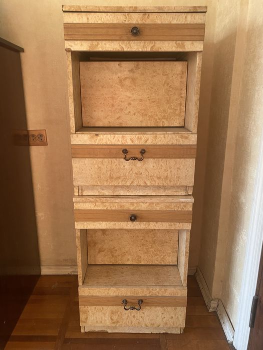 Тумбочки прикроватные