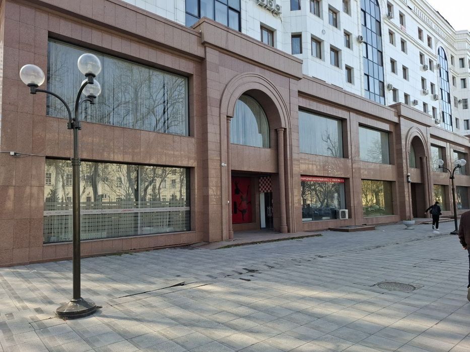 улица Алишер Навои - 1000 м2 - Аренда